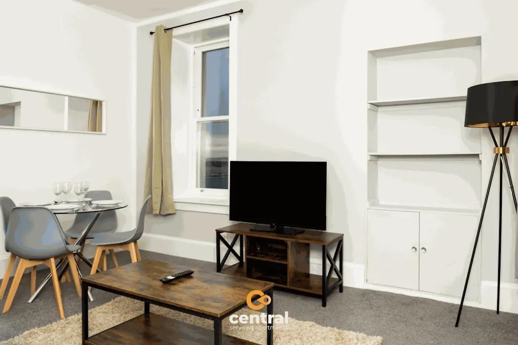 Central Serviced Apartments - 2 Bedroom - Modern - Sleeps 4 - 2 X Double Beds - Free Street Parking - Fully Equipped - Short & Long Term Stays Available - Contact Us For Your Requirements Dundee