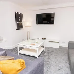 D'city Apartment, Up To 5 Guests Dundee