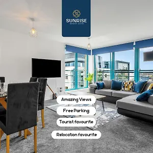 The Penthouse, Spacious, Stunning Views, Foosball Table, 3 Large Rooms, Central Location, River Front, 1 Min From Tay Bridge, V&A, Train Station, City Centre, Lift Access, Free Parking & Wifi, Price Match Gaurantee By Sunrise Short Lets Dundee