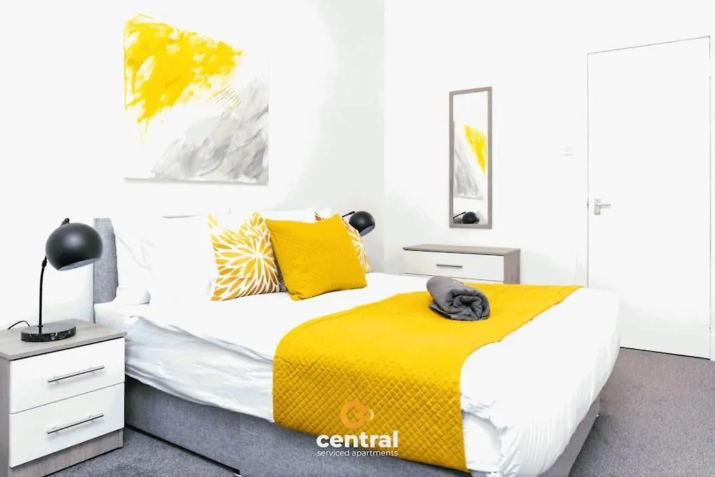 Central Serviced Apartments - 2 Bedroom - Modern - Sleeps 4 - 2 X Double Beds - Free Street Parking - Fully Equipped - Short & Long Term Stays Available - Contact Us For Your Requirements Dundee Velká Británie